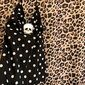 Deadly dames top with collar and pin!